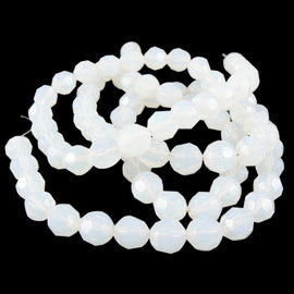 Glass beads: 8 mm faceted round, 