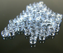 Transparent Light Blue Seed Beads: Matsuno Dyna-Mites, Size 8/0 (20 g)