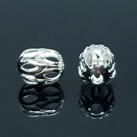 Silver Plated Brass Beads: 10x8mm Oval Cutout Weave (10 beads)