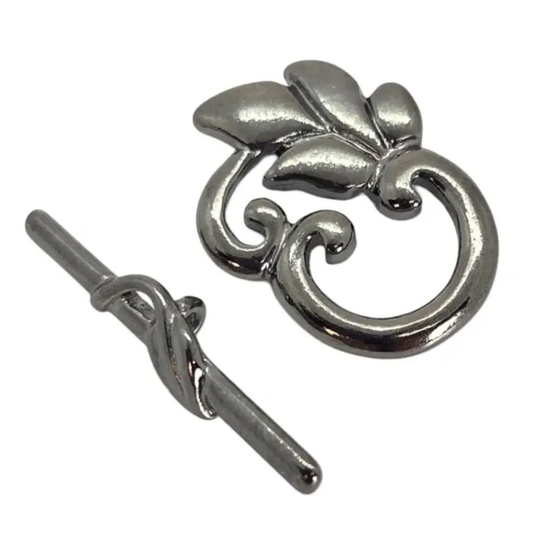 Black Oxide Vine and Leaf Toggle Clasps (25 mm x 19 mm), 2 clasps
