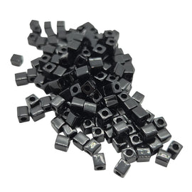 Miyuki 4mm square glass seed beads: opaque black, SB401, 20g (~208 beads)