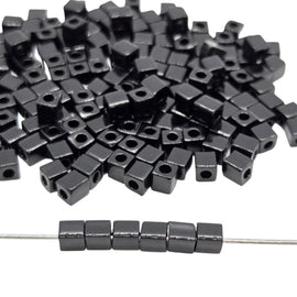 Miyuki 4mm square glass seed beads: opaque black, SB401, 20g (~208 beads)