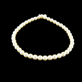 Glass pearl beads: 4 mm luster ivory, 7