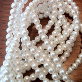 4mm luster white glass pearls, 7